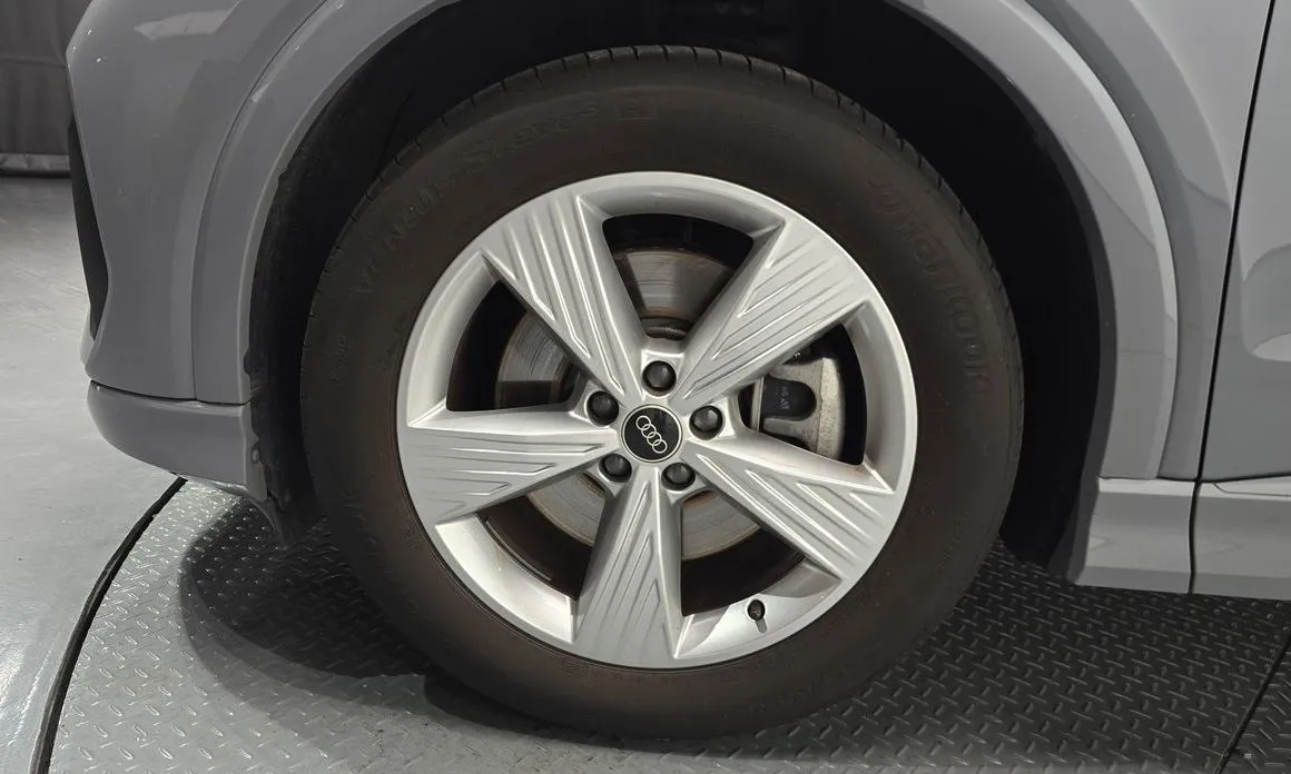 Audi Q4 e-tron 2023 из KR, фото 4