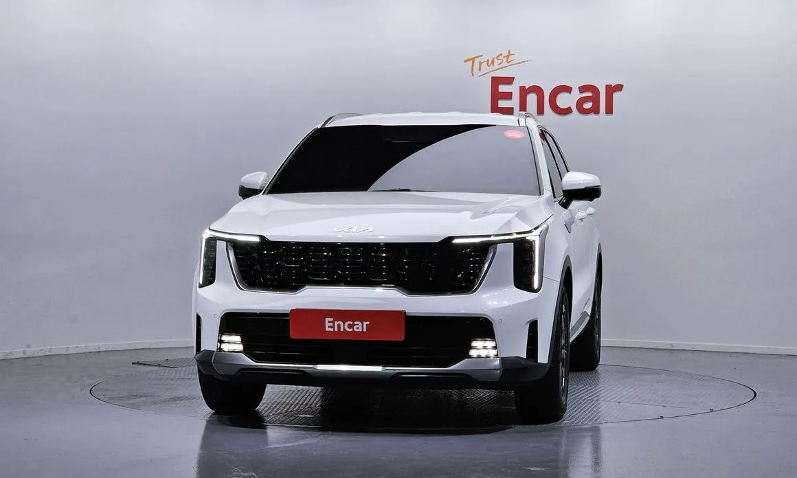 Kia Sorento — фото 6