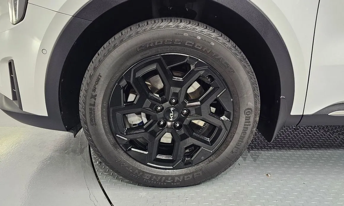 Kia Sorento — фото 3