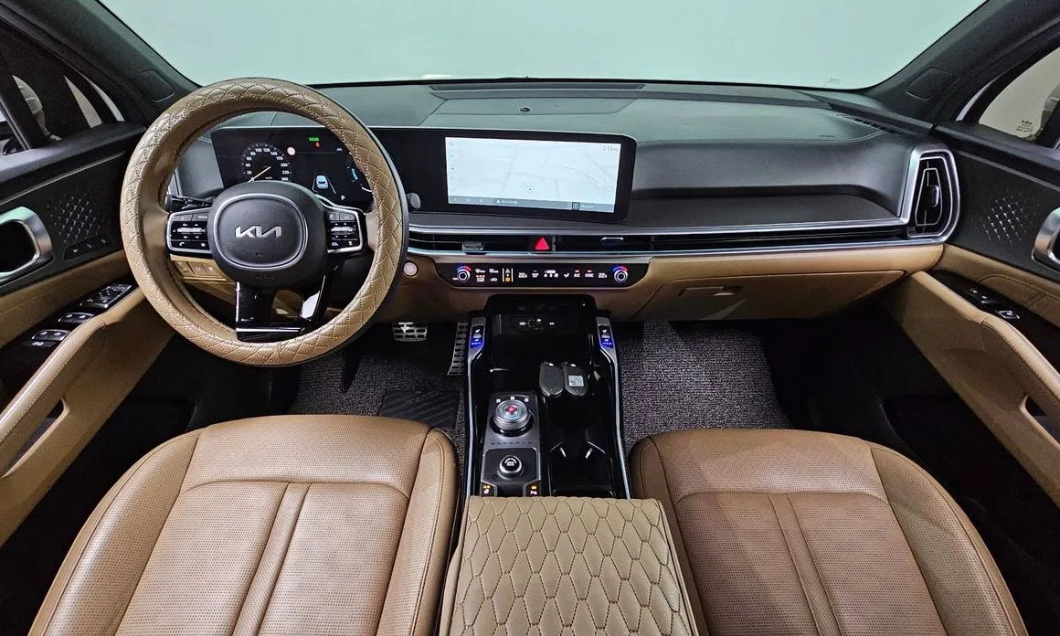 Kia Sorento — фото 9