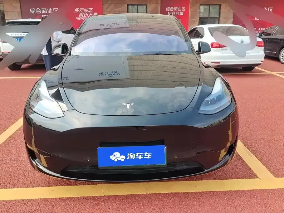 Tesla Model Y — фото 7