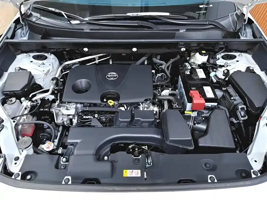 Toyota RAV4 — фото 10