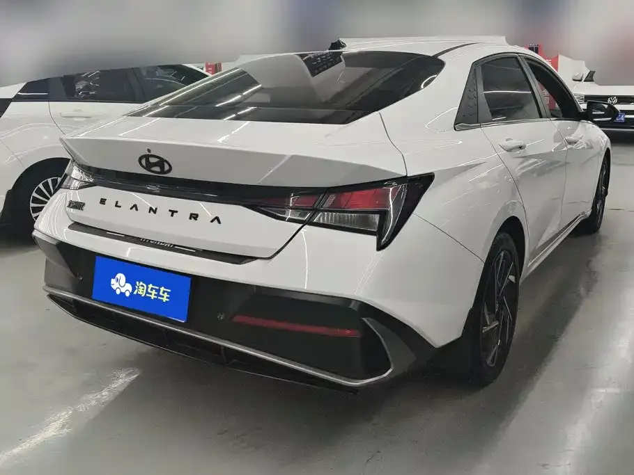 Hyundai Elantra 2024 из CN, фото 2