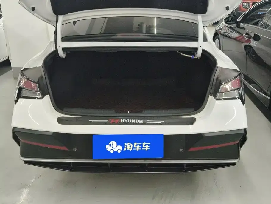 Hyundai Elantra 2024 из CN, фото 3