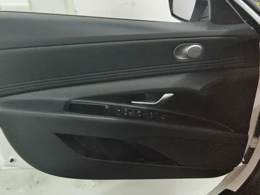 Hyundai Elantra 2024 из CN, фото 5
