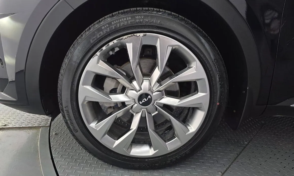 Kia Sorento — фото 7