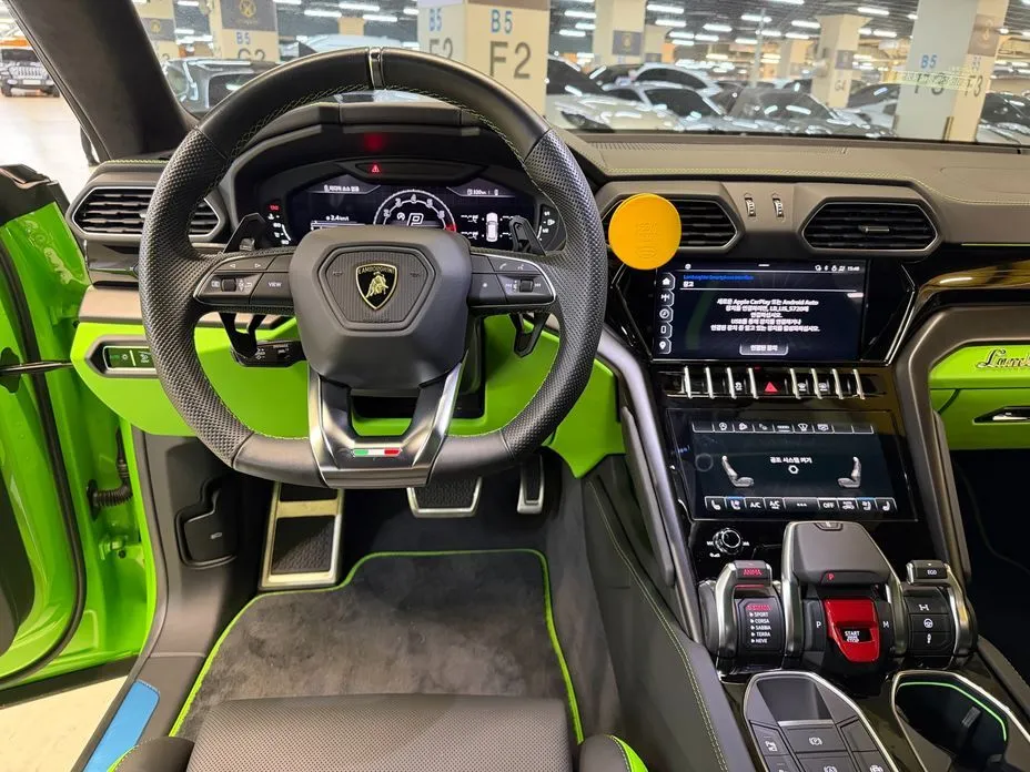 Lamborghini Urus — фото 7