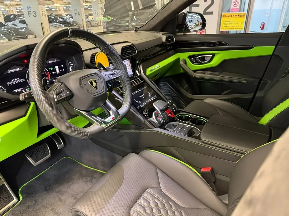 Lamborghini Urus — фото 2