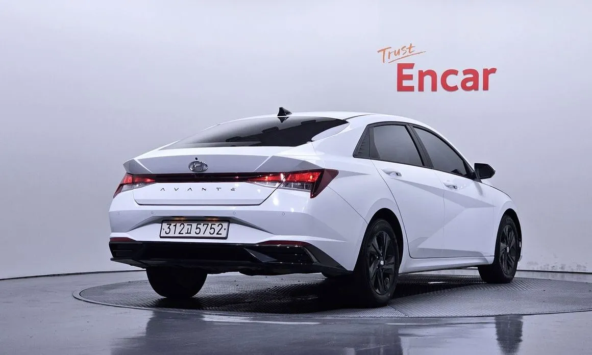 Hyundai AVANTE — фото 6
