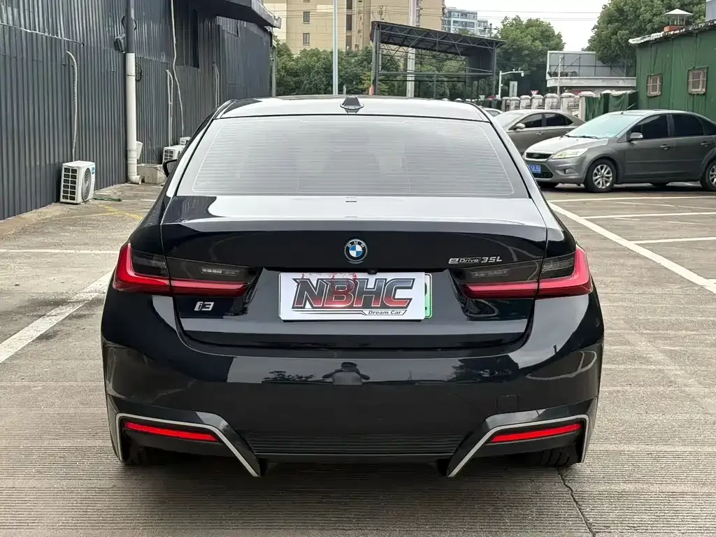 BMW i3 — фото 10