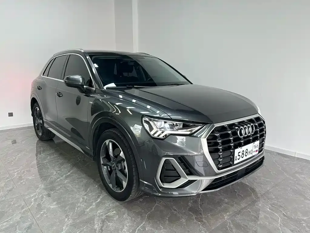 Audi Q3 — фото 6