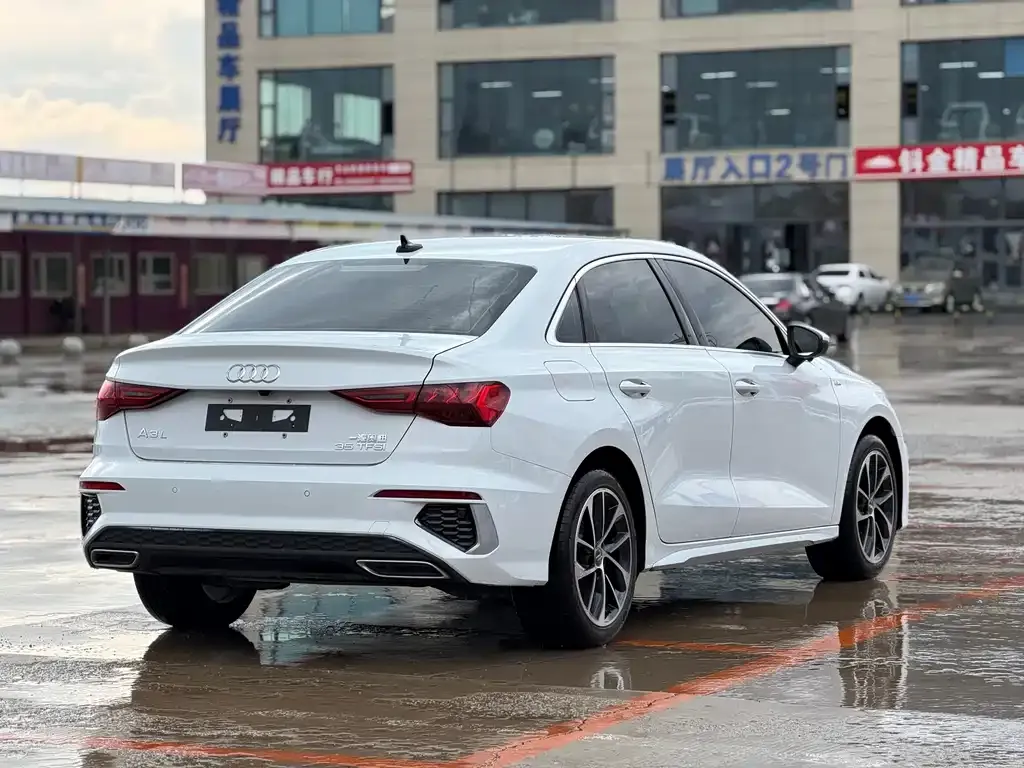 Audi A3 — фото 2