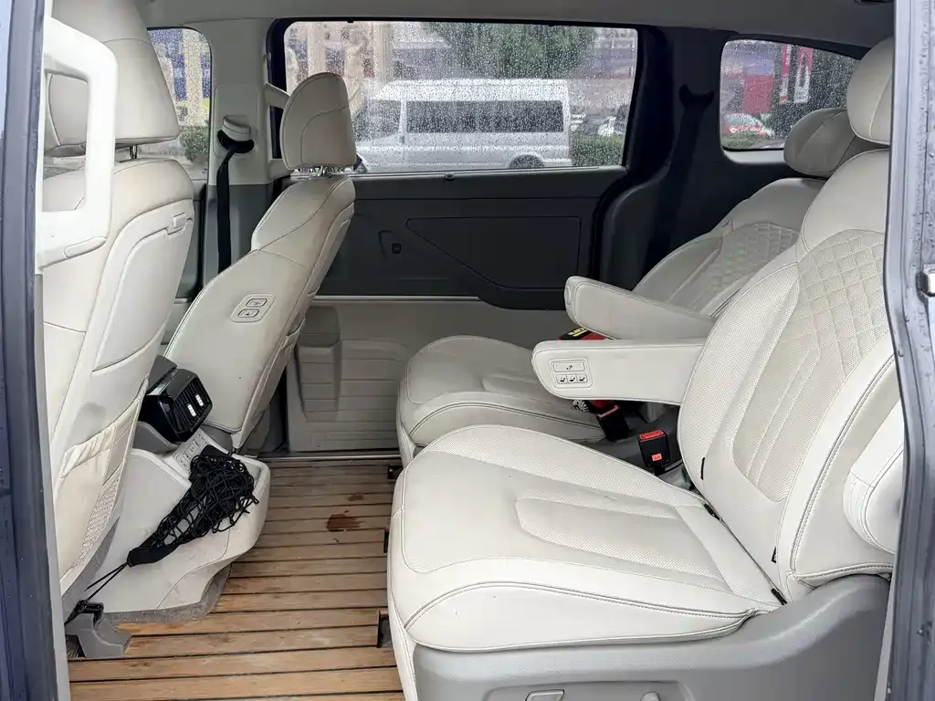 Hyundai Custo — фото 3