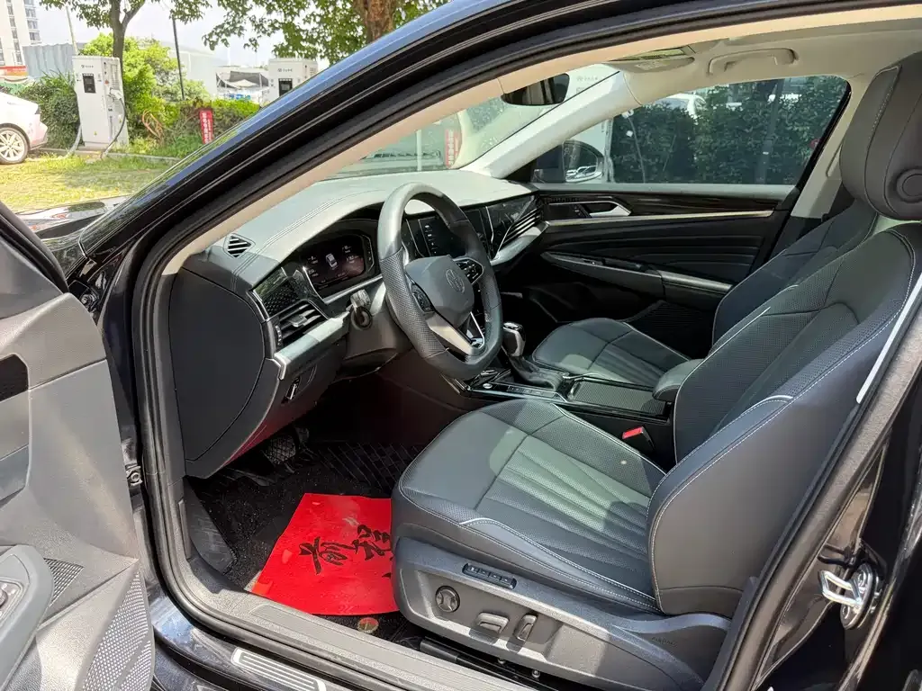 Volkswagen Passat — фото 7