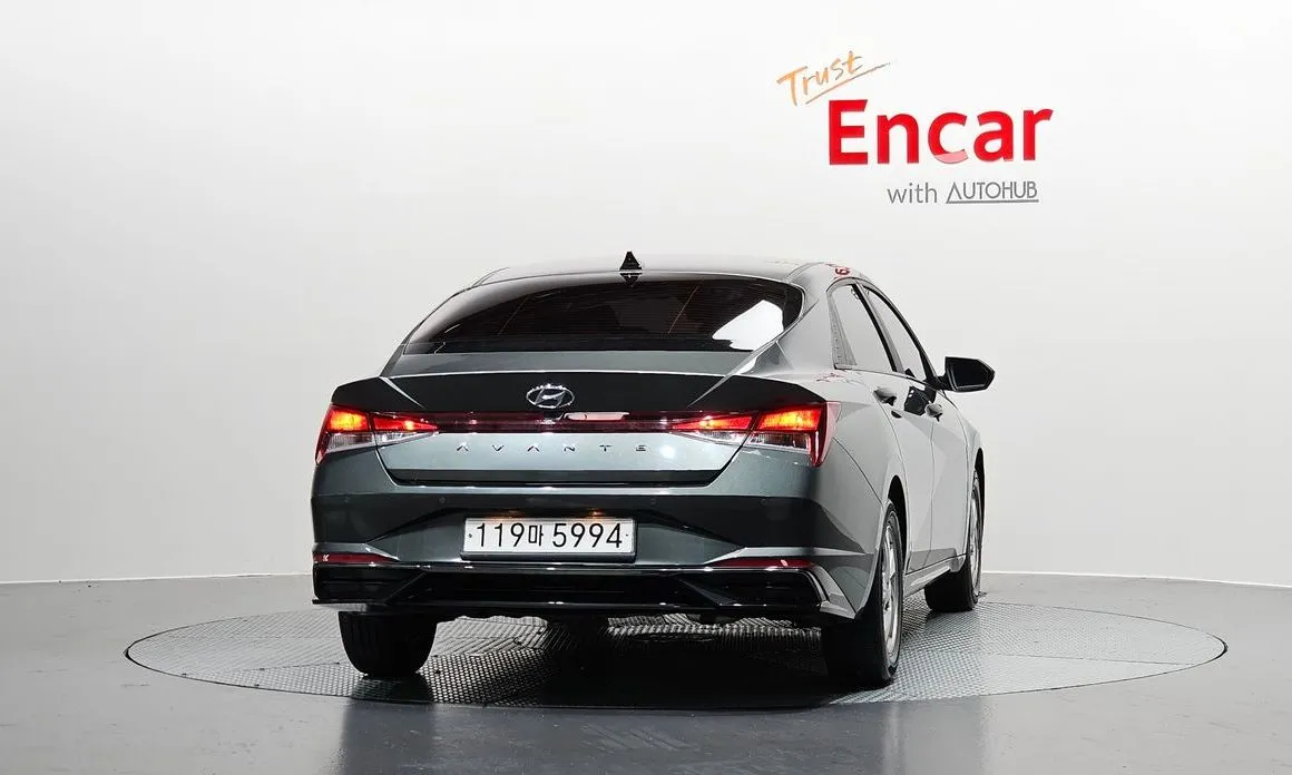 Hyundai AVANTE 2023 из KR, фото 2