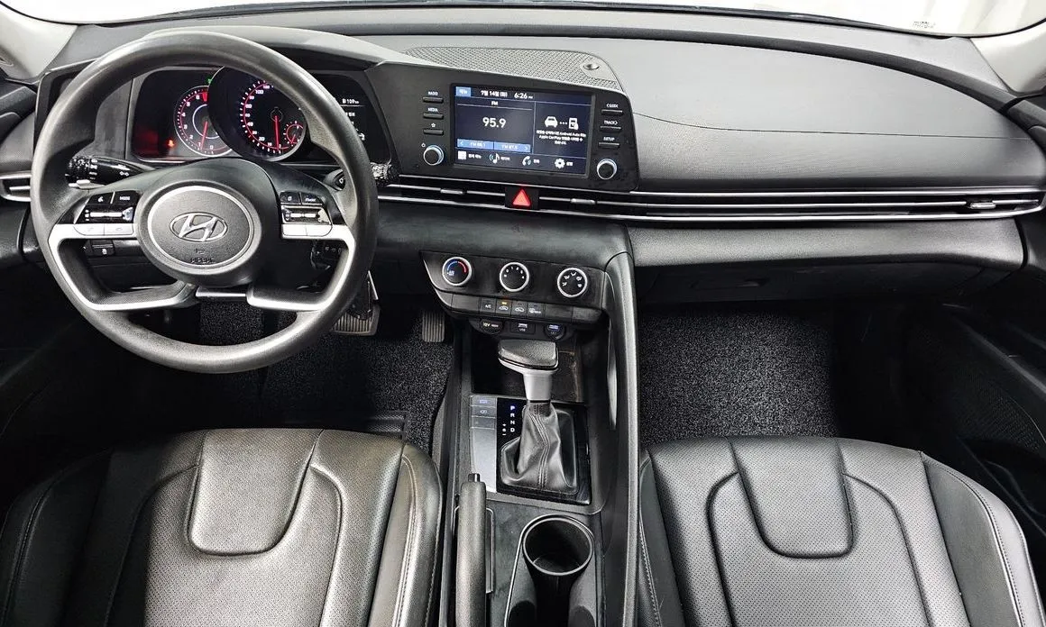 Hyundai AVANTE 2023 из KR, фото 7