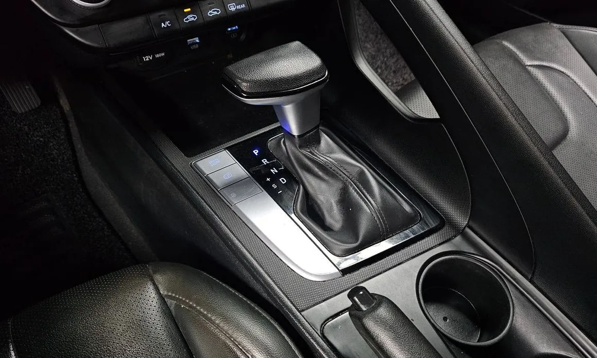 Hyundai AVANTE 2023 из KR, фото 8
