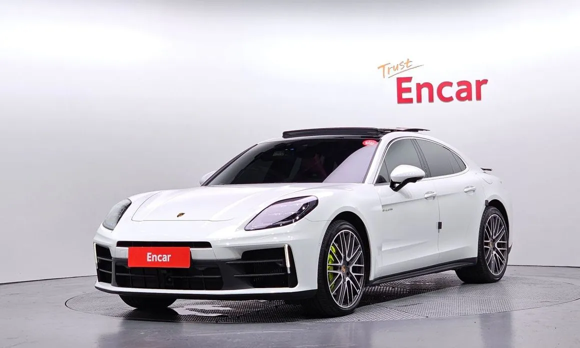 Porsche Panamera — фото 1
