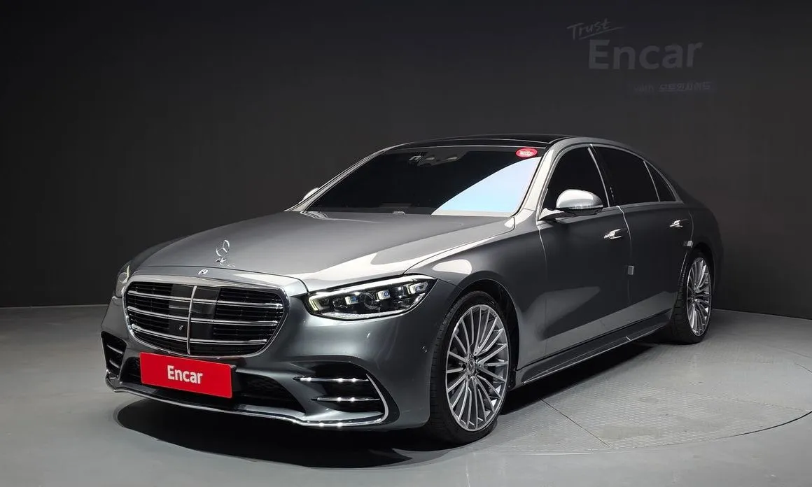 Mercedes-Benz S-Class — фото 1