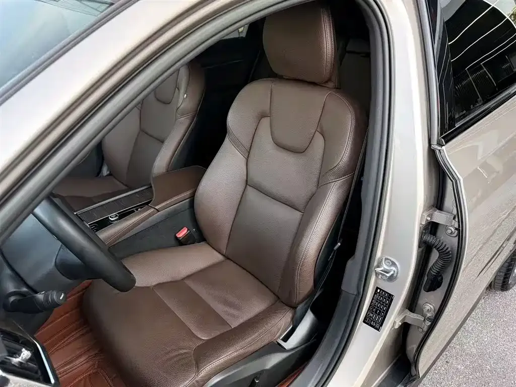 Volvo V90 — фото 2