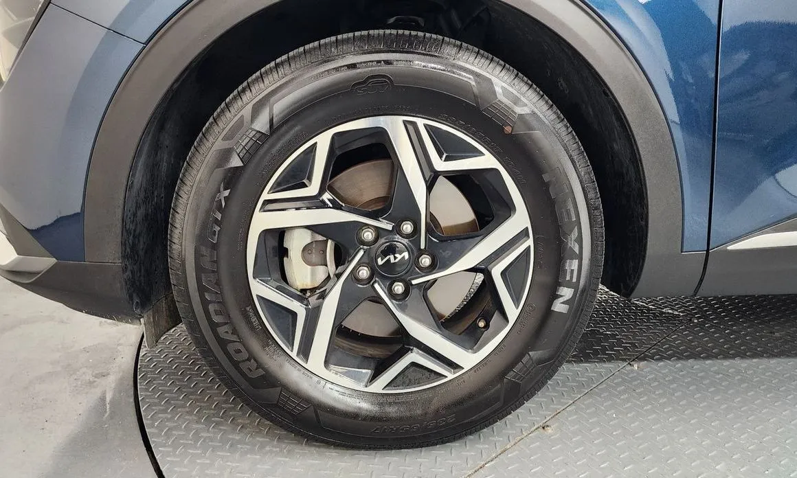 Kia Sportage — фото 10