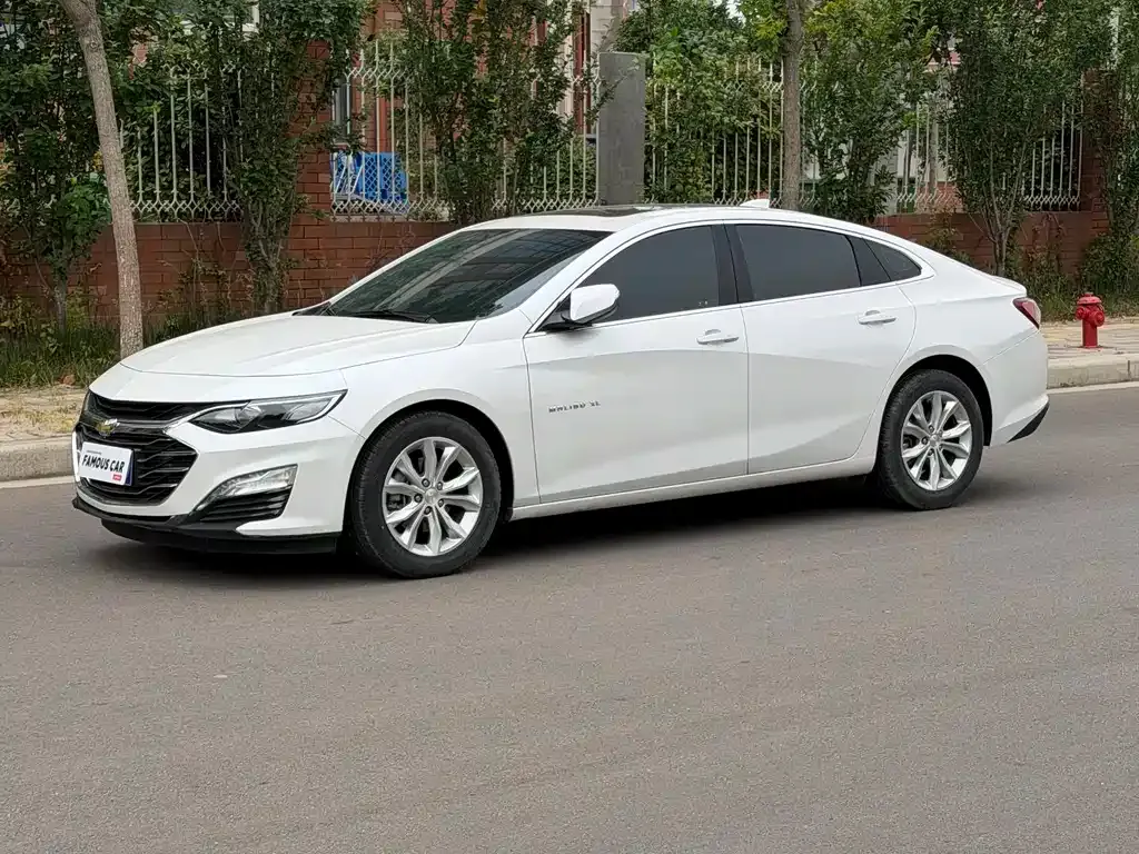 Chevrolet Malibu XL — фото 1
