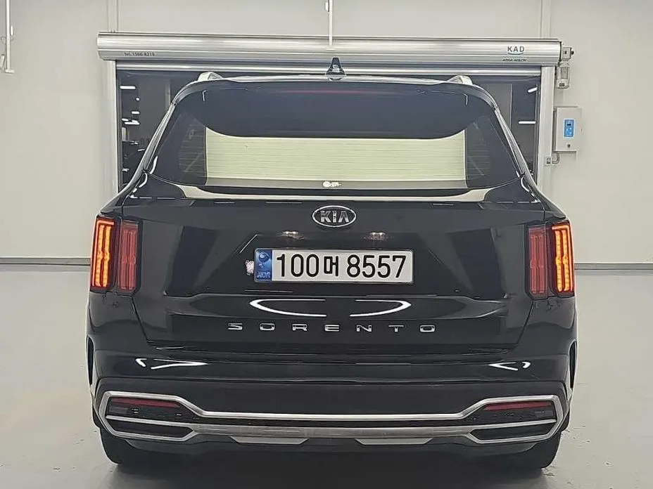 Kia Sorento — фото 7