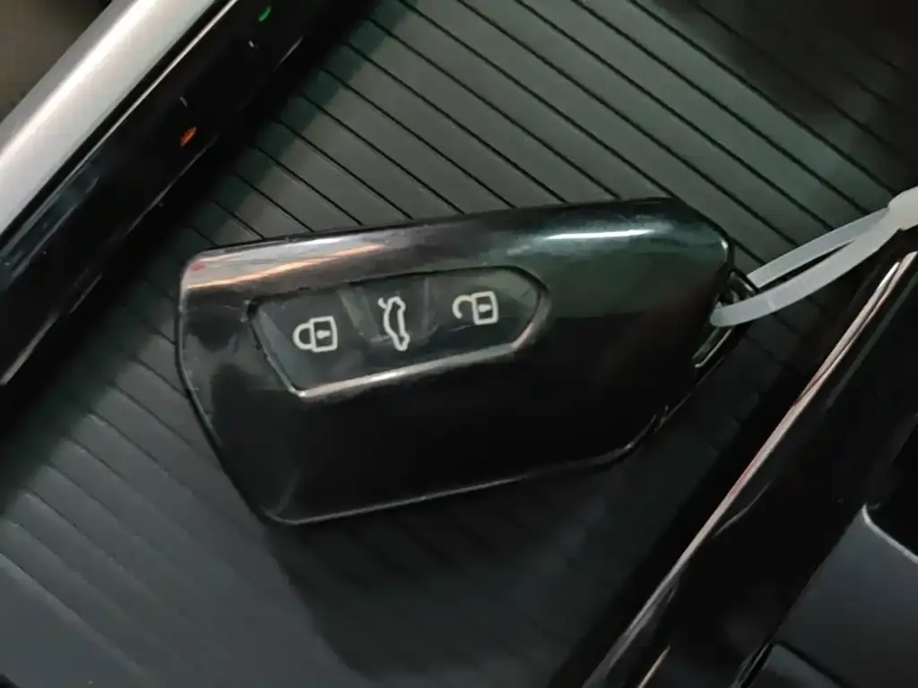 Volkswagen Passat — фото 3