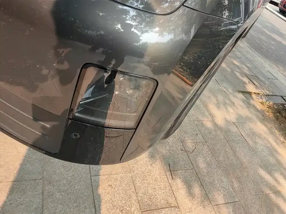 Li Auto MEGA — фото 2