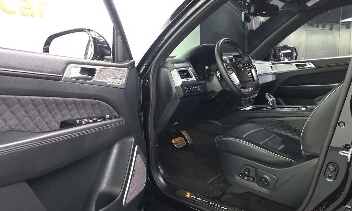 KG Mobility (Ssangyong) Rexton — фото 3