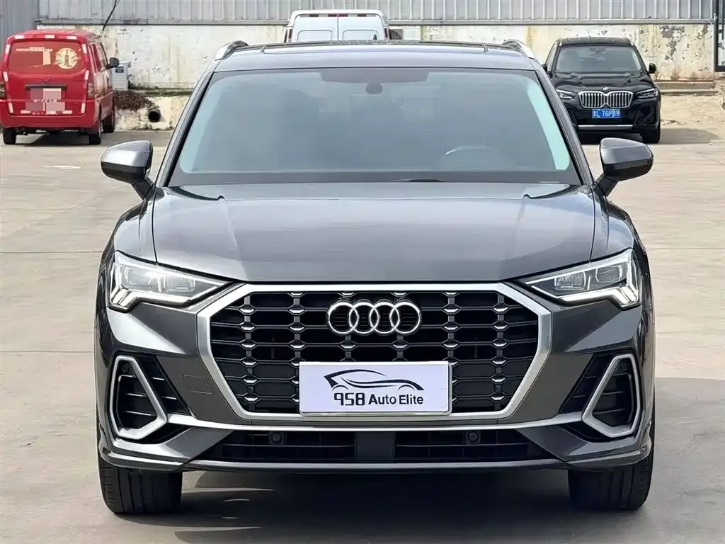 Audi Q3 — фото 10
