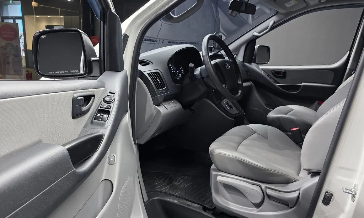 Hyundai Starex — фото 10
