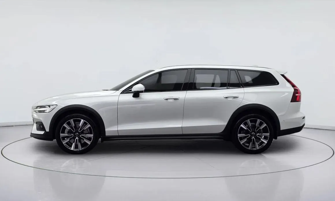 Volvo V60 — фото 3
