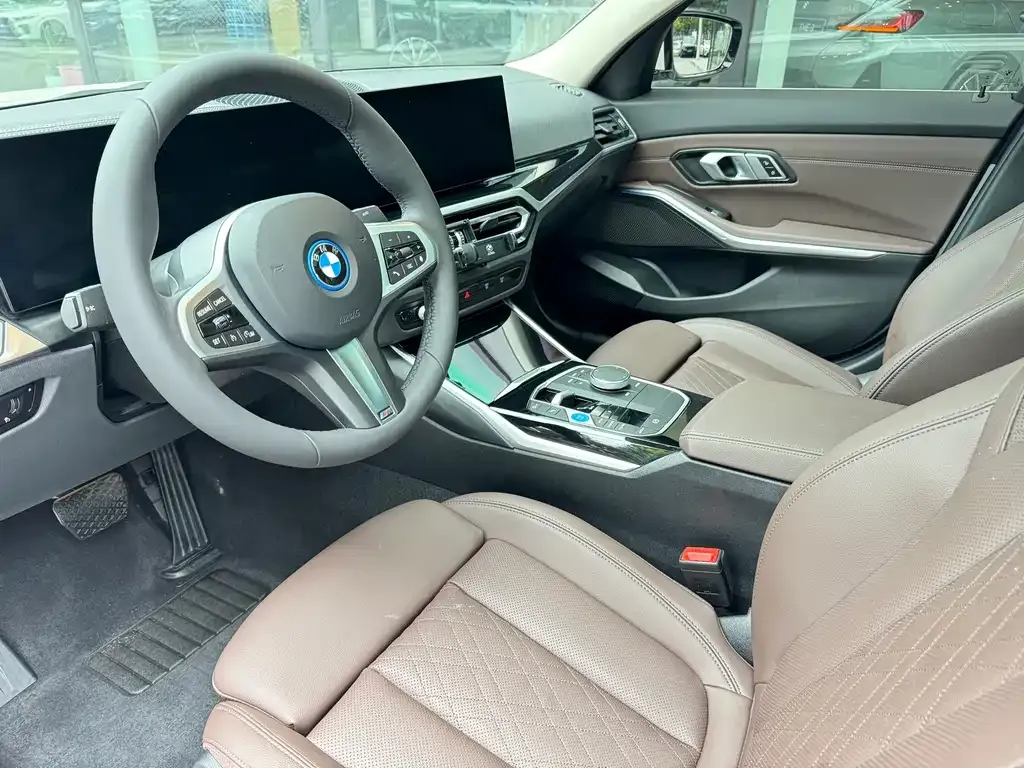 BMW i3 — фото 3