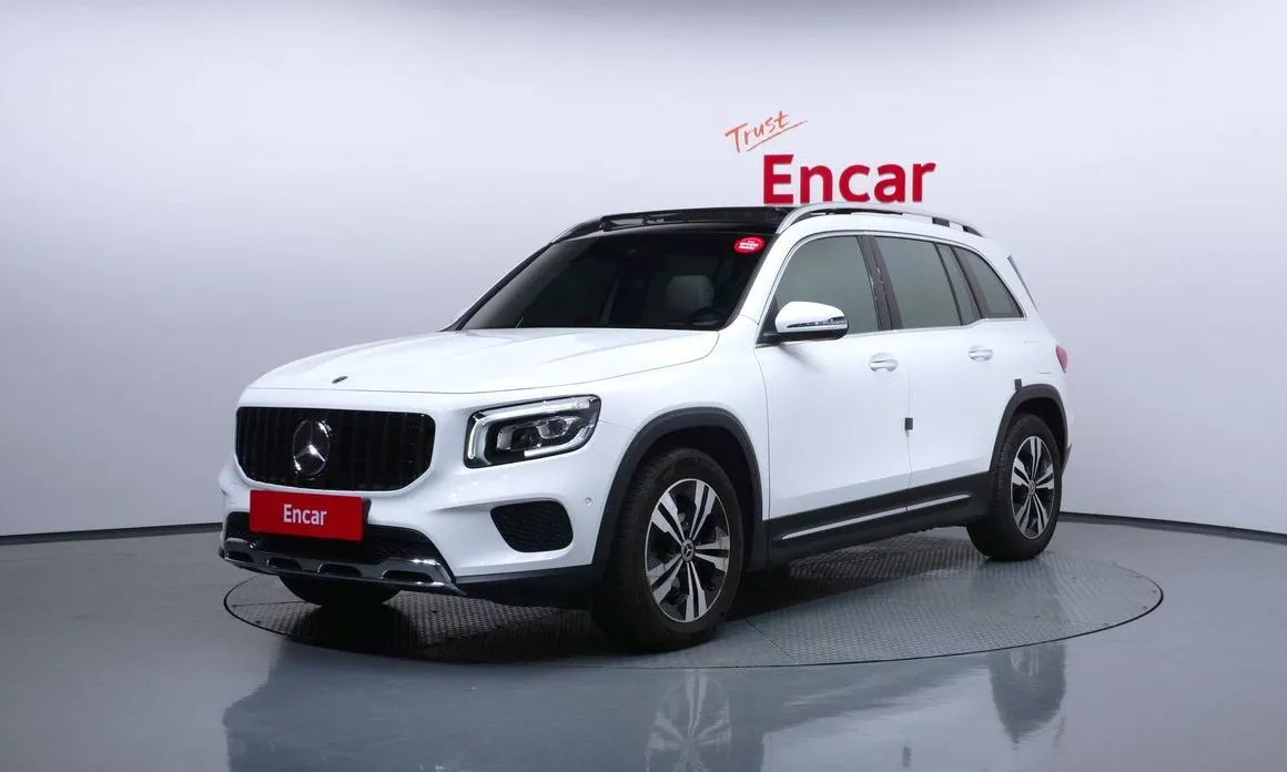 Mercedes-Benz GLB-Class — фото 1