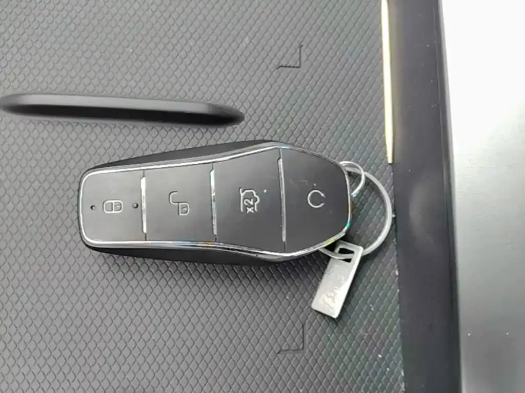 BYD Qin L 2025 из CN, фото 7