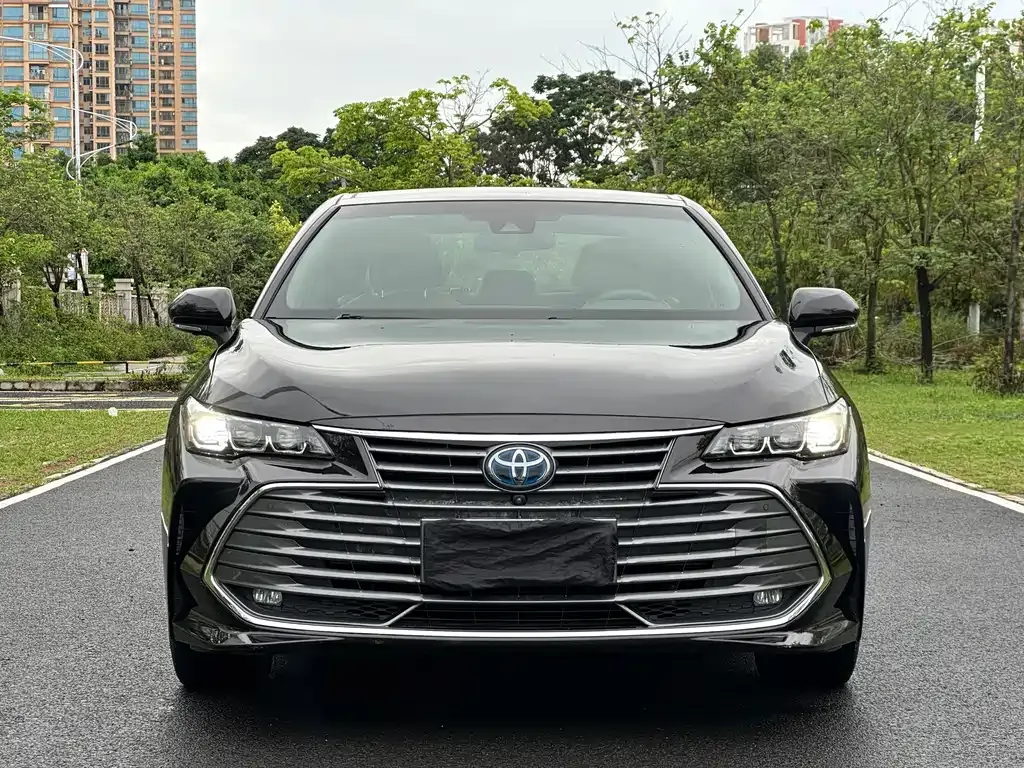 Toyota Avalon — фото 4