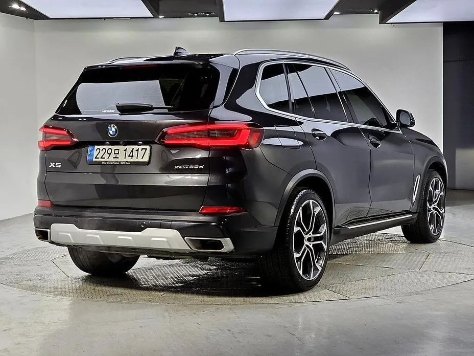 BMW X5 — фото 2