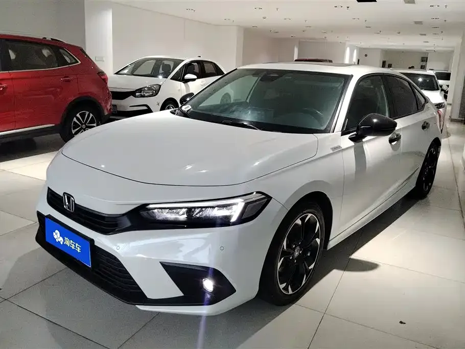 Honda Civic — фото 1