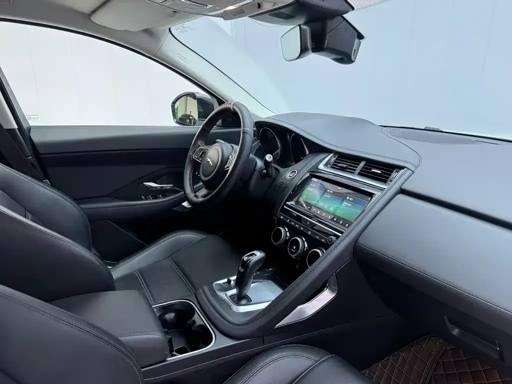 Jaguar E-PACE 2021 из CN, фото 9