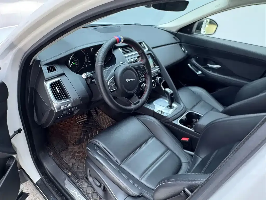 Jaguar E-PACE 2021 из CN, фото 10