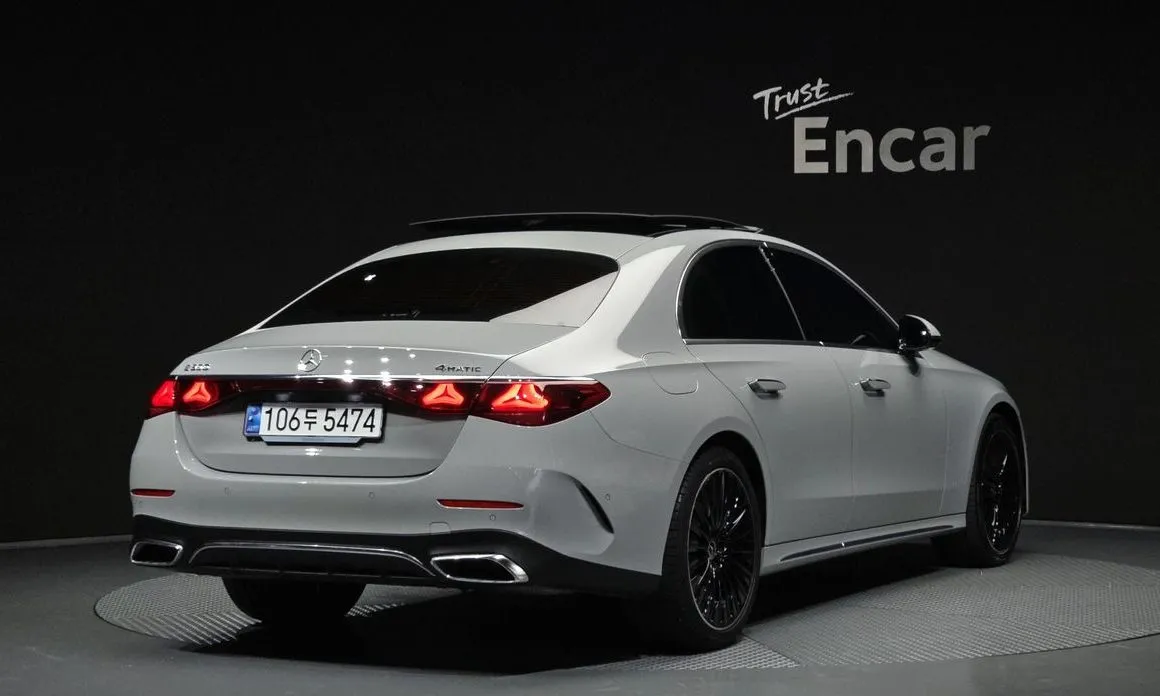 Mercedes-Benz E-Class — фото 5