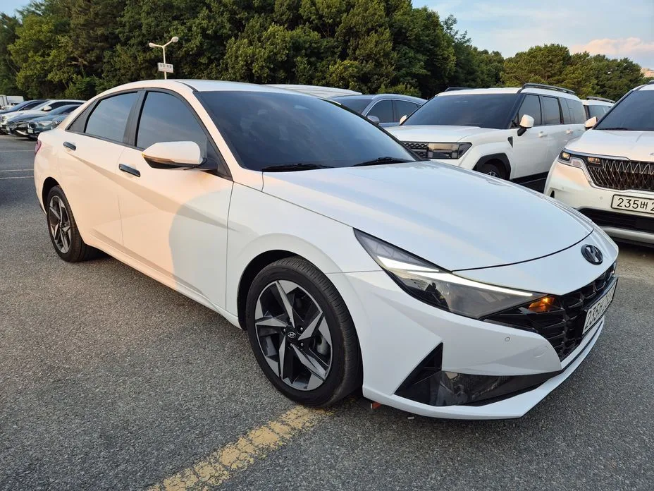 Hyundai AVANTE — фото 5