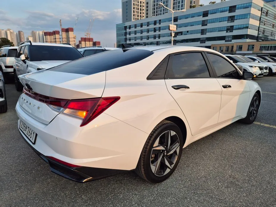 Hyundai AVANTE — фото 4