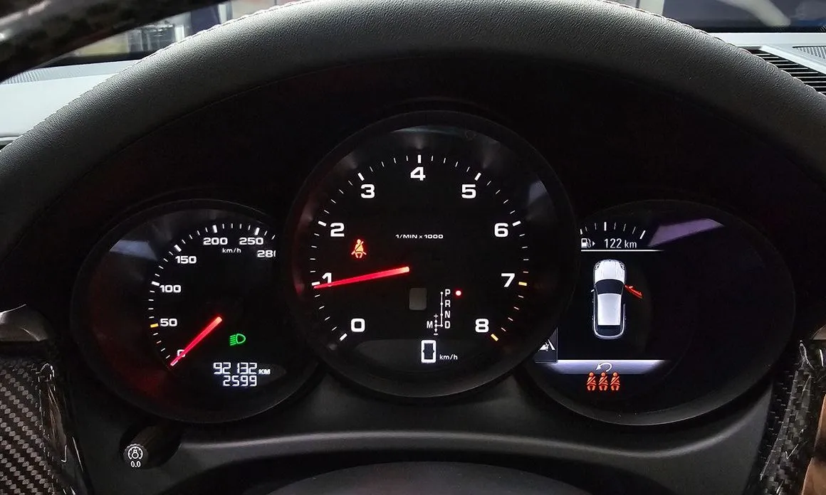 Porsche Macan 2021 из KR, фото 4