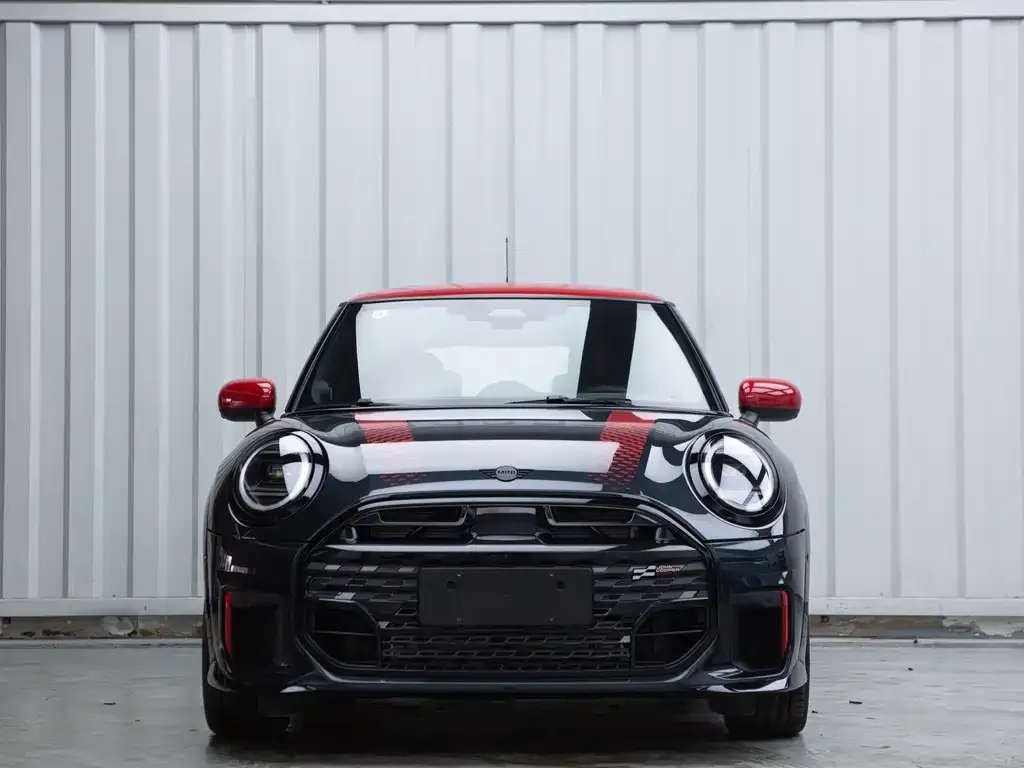 MINI JCW (John Cooper Works) — фото 2