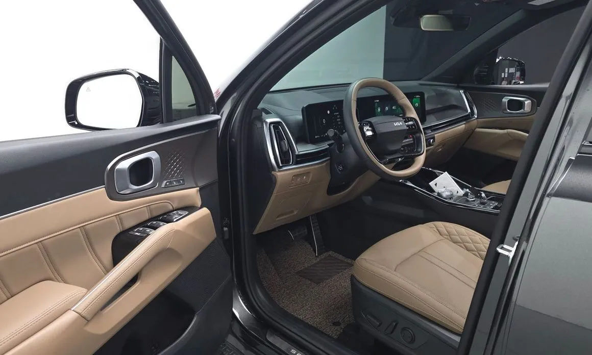 Kia Sorento — фото 6