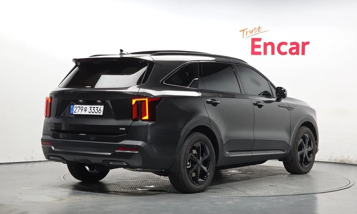 Kia Sorento — фото 7