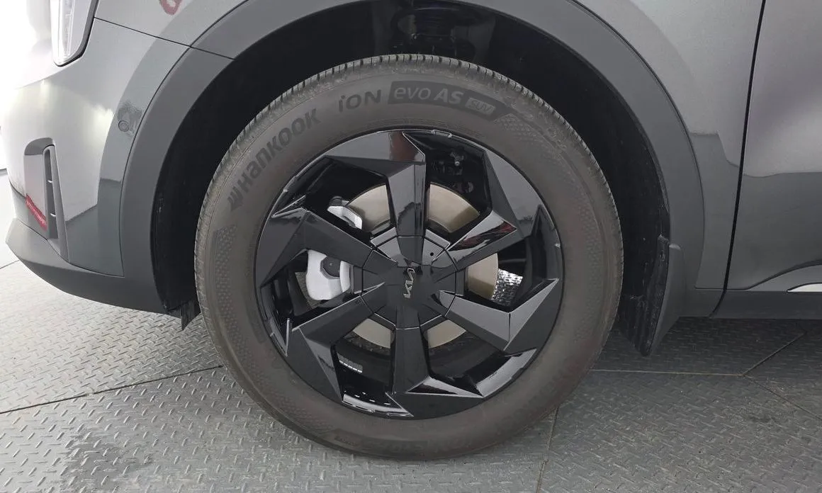 Kia Sorento — фото 5