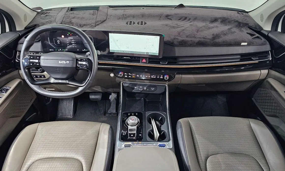 Kia Carnival — фото 10